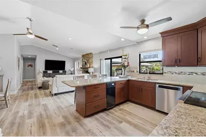 176 Maple Avenue, Palm Harbor, FL 34684 - Photo 9