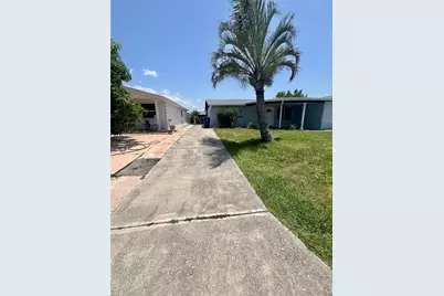 3716 Cedarwood Drive, Holiday, FL 34691 - Photo 3