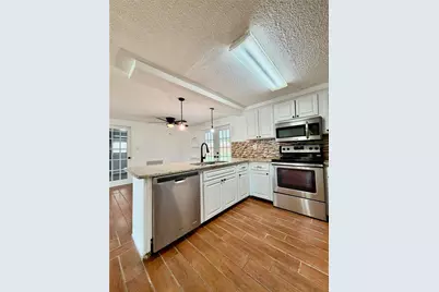 7201 Daggett Terrace, New Port Richey, FL 34655 - Photo 5