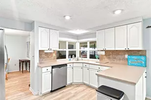 1071 Persimmon Dr, Palm Harbor, FL 34683 - Photo 13