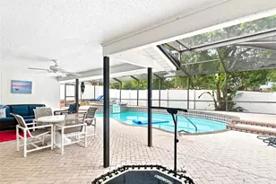 1071 Persimmon Dr, Palm Harbor, FL 34683 - Photo 17