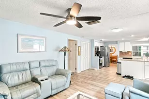 1071 Persimmon Dr, Palm Harbor, FL 34683 - Photo 15