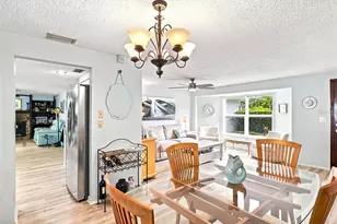 1071 Persimmon Dr, Palm Harbor, FL 34683 - Photo 11