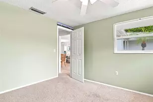 1071 Persimmon Dr, Palm Harbor, FL 34683 - Photo 43