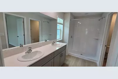 36645 Sagemoor Drive, Zephyrhills, FL 33541 - Photo 29