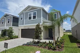 36645 Sagemoor Dr, Zephyrhills, FL 33541 - Photo 3