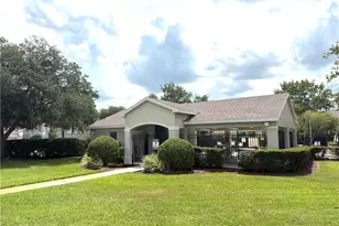 27802 Pleasure Ride Loop, Wesley Chapel, FL 33544 - Photo 17