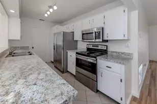 1215 Mango Ave, Venice, FL 34285 - Photo 19