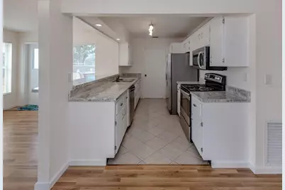 1215 Mango Avenue, Venice, FL 34285 - Photo 27