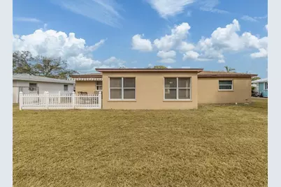 1215 Mango Avenue, Venice, FL 34285 - Photo 3
