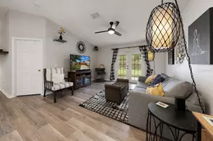 12740 Lake Vista Dr, Gibsonton, FL 33534 - Photo 13