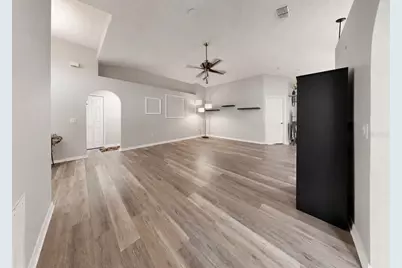 12740 Lake Vista Drive, Gibsonton, FL 33534 - Photo 5