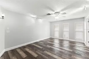 3097 Haverford Dr, Clearwater, FL 33761 - Photo 7