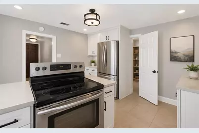 805 E Shell Point Road, Ruskin, FL 33570 - Photo 31