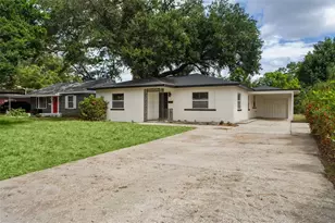 1421 26th Ave S, Saint Petersburg, FL 33705 - Photo 1