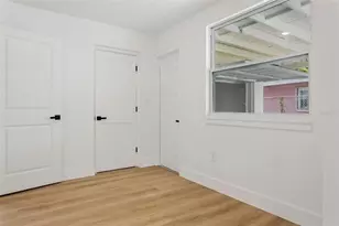 1421 26th Ave S, Saint Petersburg, FL 33705 - Photo 15