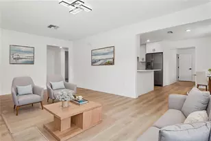 1421 26th Ave S, Saint Petersburg, FL 33705 - Photo 5