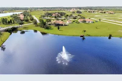 5234 Lake Venice Drive, Wimauma, FL 33598 - Photo 9