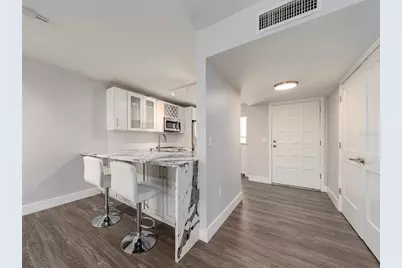121 Island Way #334, Clearwater Beach, FL 33767 - Photo 3