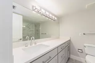 121 Island Way, Clearwater Beach, FL 33767 - Photo 21