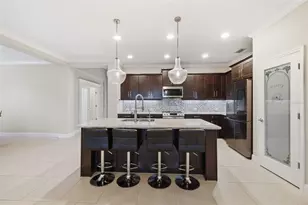 11432 Drifting Leaf Dr, Riverview, FL 33579 - Photo 9