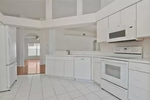 8512 Heyward Rd, Tampa, FL 33635 - Photo 9