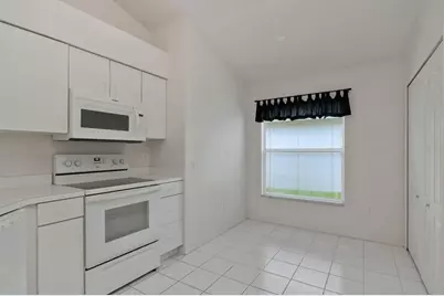 8512 Heyward Road, Tampa, FL 33635 - Photo 11