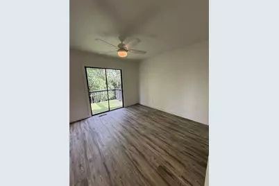 16638 Brigadoon Drive, Tampa, FL 33618 - Photo 21