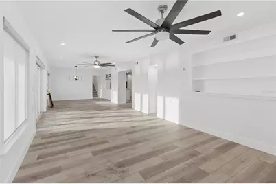 5400 Denver Street NE, Saint Petersburg, FL 33703 - Photo 29