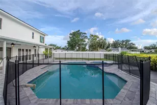 5400 Denver St NE, Saint Petersburg, FL 33703 - Photo 11