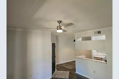 5620 Pinnacle Heights Circle #304, Tampa, FL 33624 - Photo 11