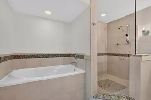812 Snug Island, Clearwater Beach, FL 33767 - Photo 21