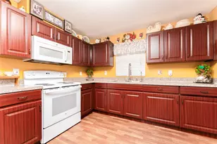 1128 Shared Passion St, Ruskin, FL 33570 - Photo 15