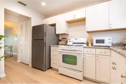 5925 Shore Boulevard S #405, Gulfport, FL 33707 - Photo 21