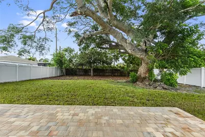 7851 40th Ave N, Saint Petersburg, FL 33709 - Photo 37
