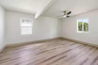 7851 40 Ave N, Saint Petersburg, FL 33709 - Photo 15