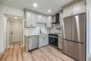 7851 40th Ave N, Saint Petersburg, FL 33709 - Photo 27