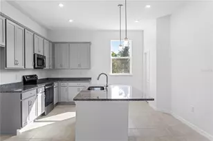 9924 Tate Ln, Westchase, FL 33626 - Photo 15