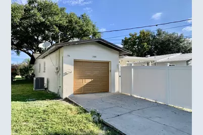 5050 29th Avenue N, Saint Petersburg, FL 33710 - Photo 17