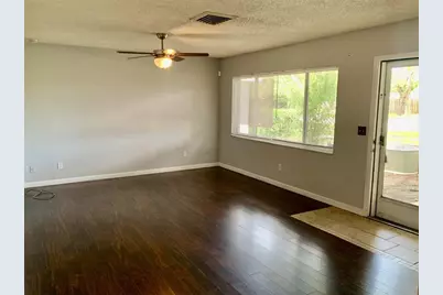 5050 29th Avenue N, Saint Petersburg, FL 33710 - Photo 3