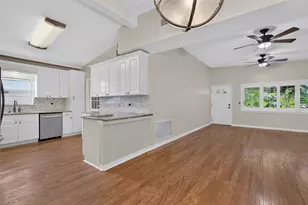 12496 136th Ln, Largo, FL 33774 - Photo 3