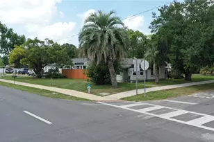 5651 6th St, Zephyrhills, FL 33542 - Photo 21