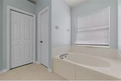 31511 Wrencrest Drive, Wesley Chapel, FL 33543 - Photo 27