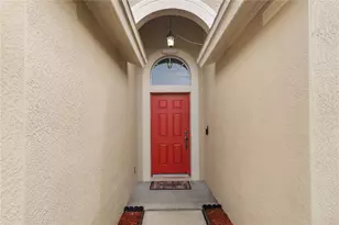 31511 Wrencrest Dr, Wesley Chapel, FL 33543 - Photo 5