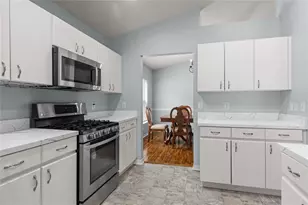 31511 Wrencrest Dr, Wesley Chapel, FL 33543 - Photo 19