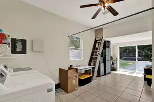 1907 53rd St S, Gulfport, FL 33707 - Photo 15