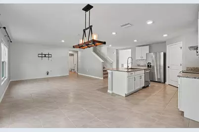 36851 Goffaux Loop, Zephyrhills, FL 33541 - Photo 17
