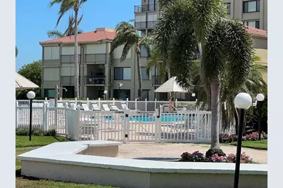 6268 Palma Del Mar Boulevard S #109, Saint Petersburg, FL 33715 - Photo 7