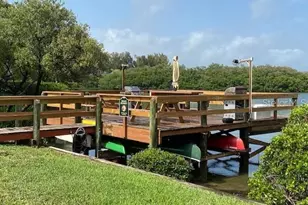 1515 S Pinellas Bayway S S, Tierra Verde, FL 33715 - Photo 11