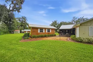 3704 Thonotosassa Rd, Plant City, FL 33565 - Photo 3